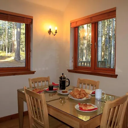Cairngorm Lodges Aboyne Exterior photo